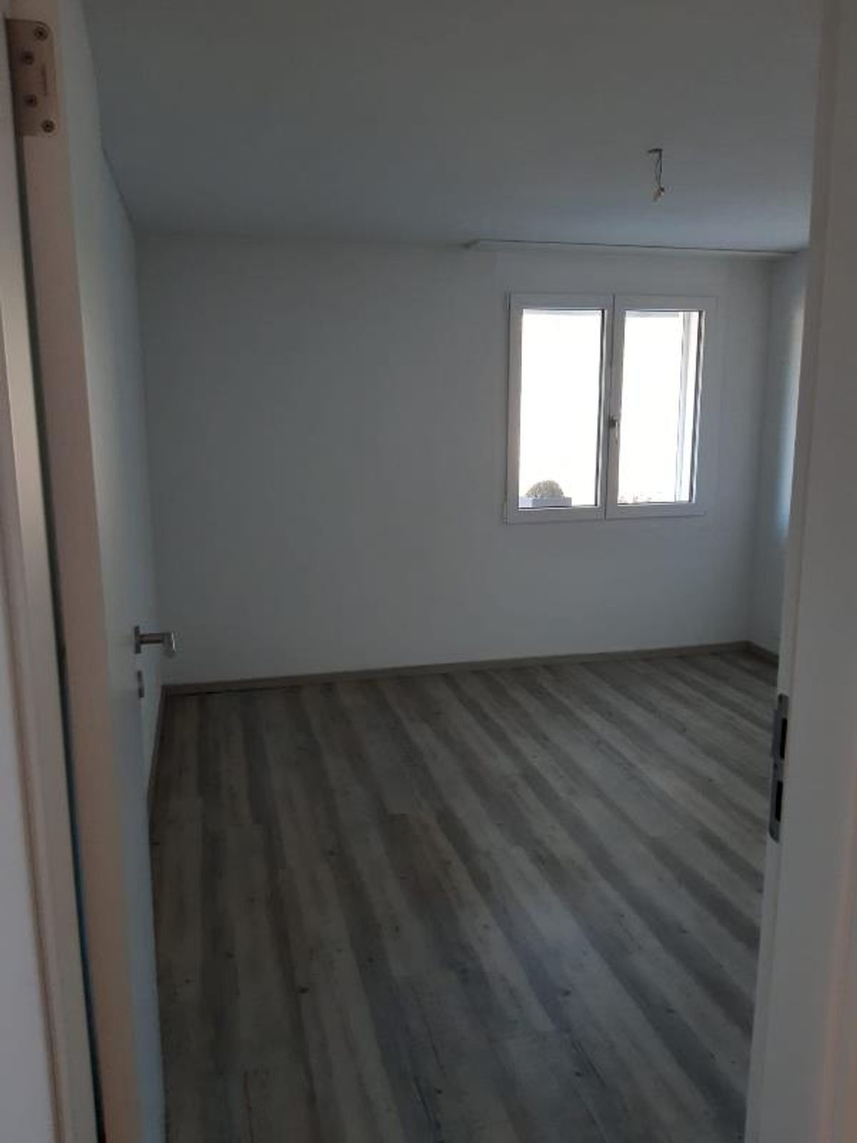 2 Zimmer Wohnung - 4