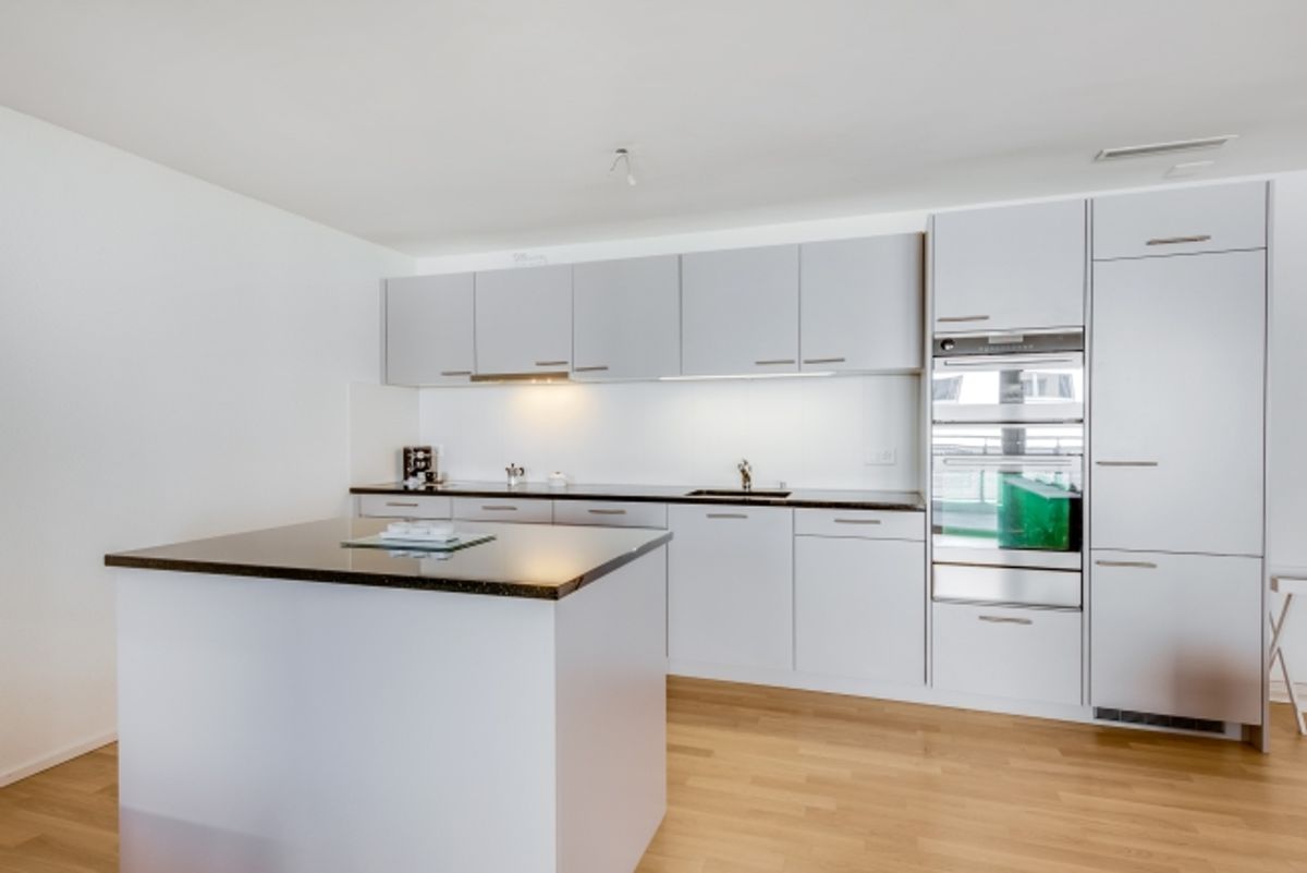 Tolle Wohnung mit grossem Balkon - 4
