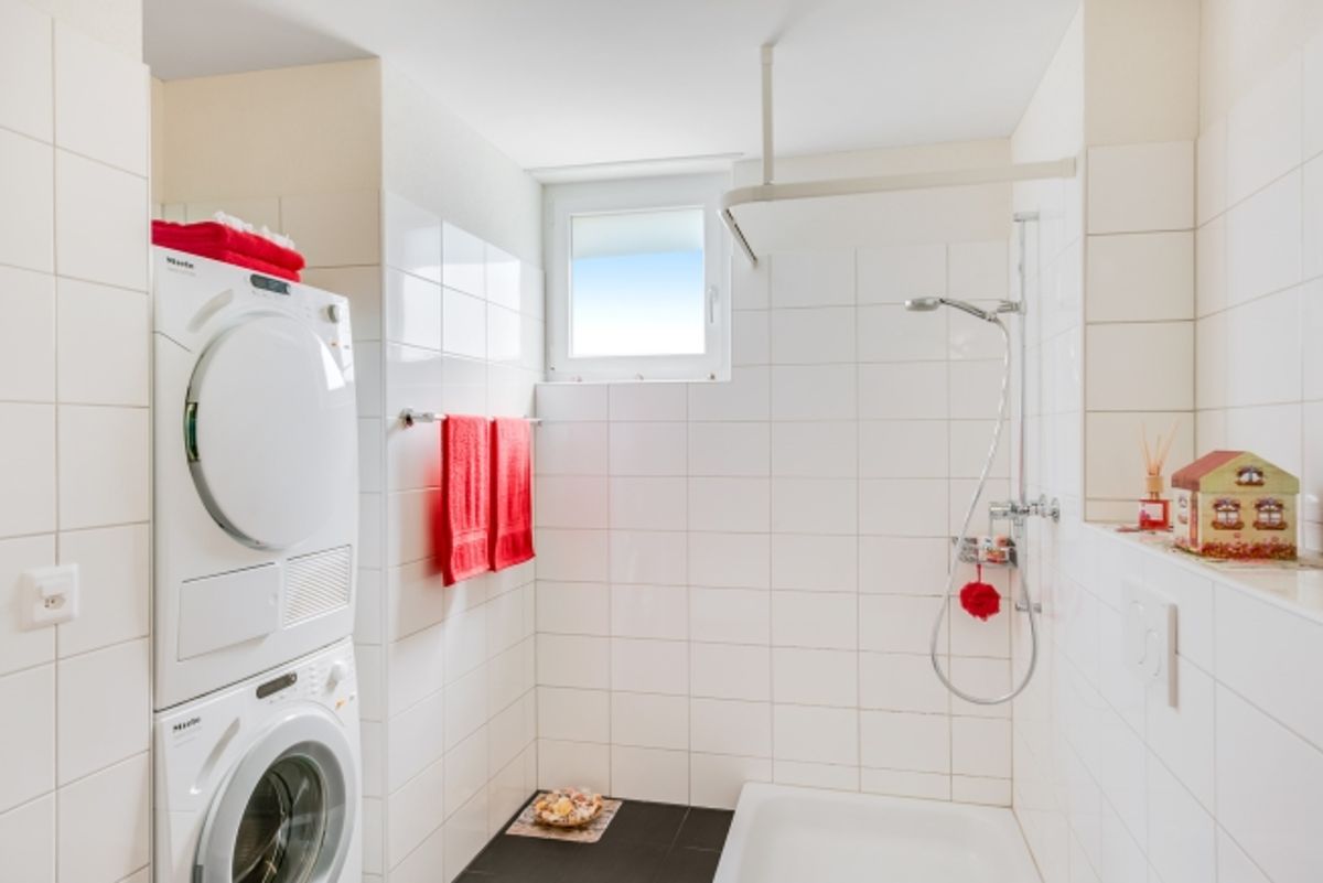 Tolle Wohnung mit grossem Balkon - 7