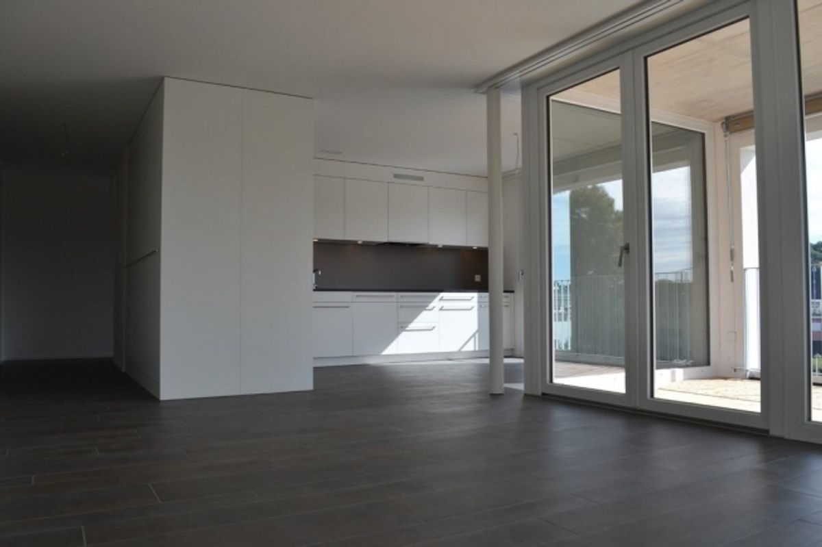 Moderne Wohnung im 5. Stock mit Sicht auf die Schüssinsel - 3