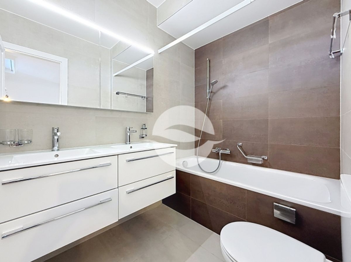 6,5-Zimmer-Duplex mit grossem Garten - 6