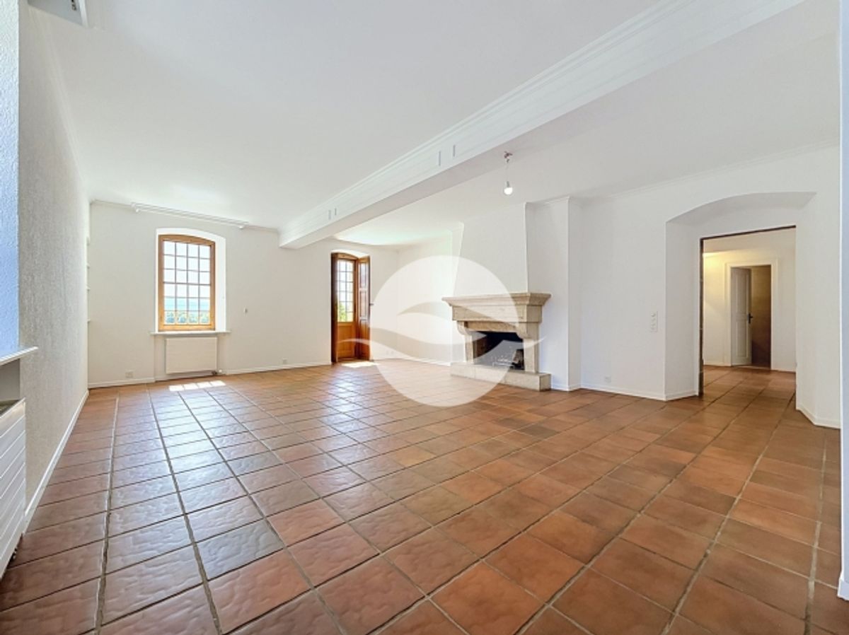 6,5-Zimmer-Duplex mit grossem Garten - 7