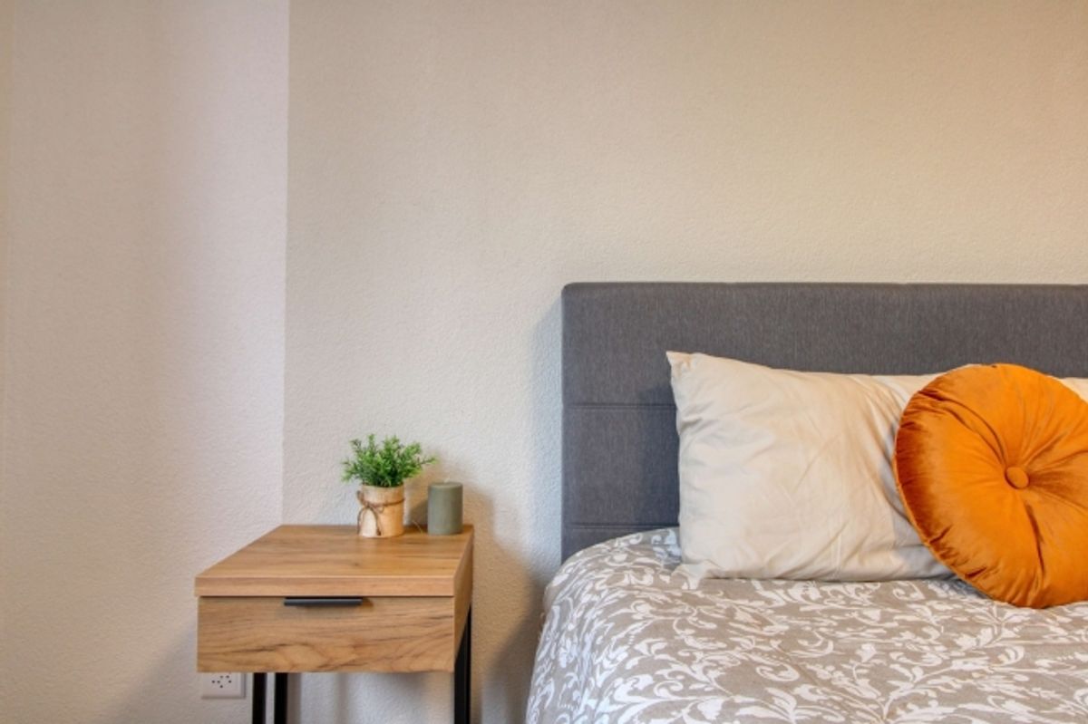 Furnished room in modernised apartment in a top location - 6