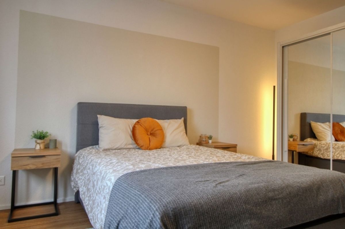 Furnished room in modernised apartment in a top location - 7