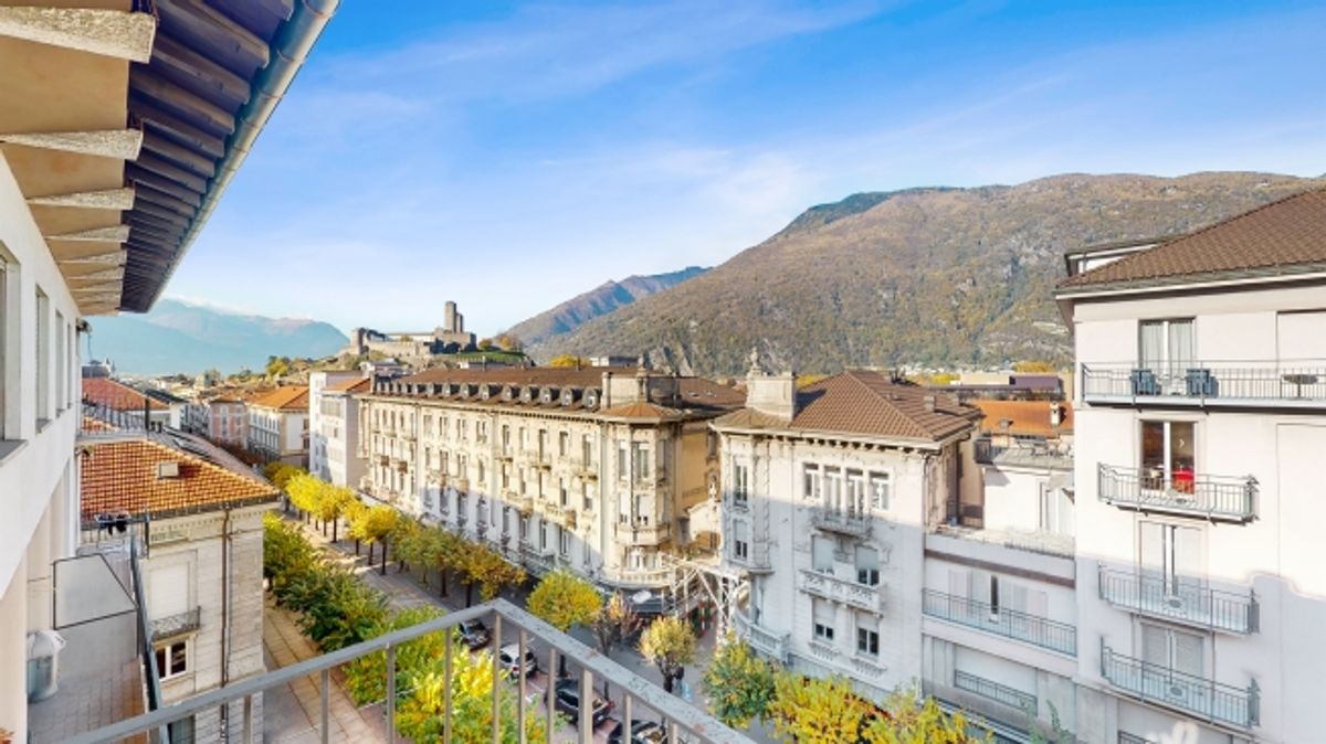Atmosfera Unica tra le Vie Storiche di Bellinzona - 0