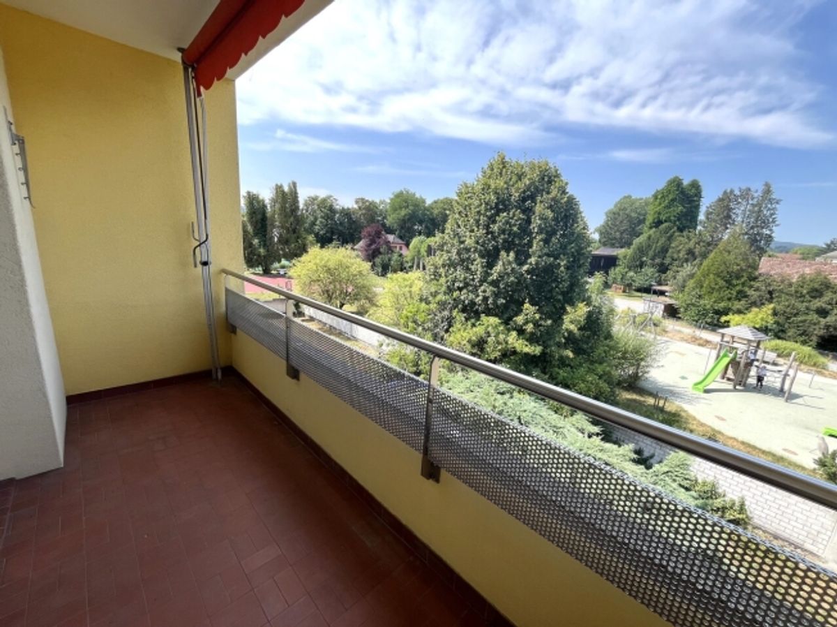 Schöne 3.5-Zimmer-Wohnung mit Balkon in Payerne - 6