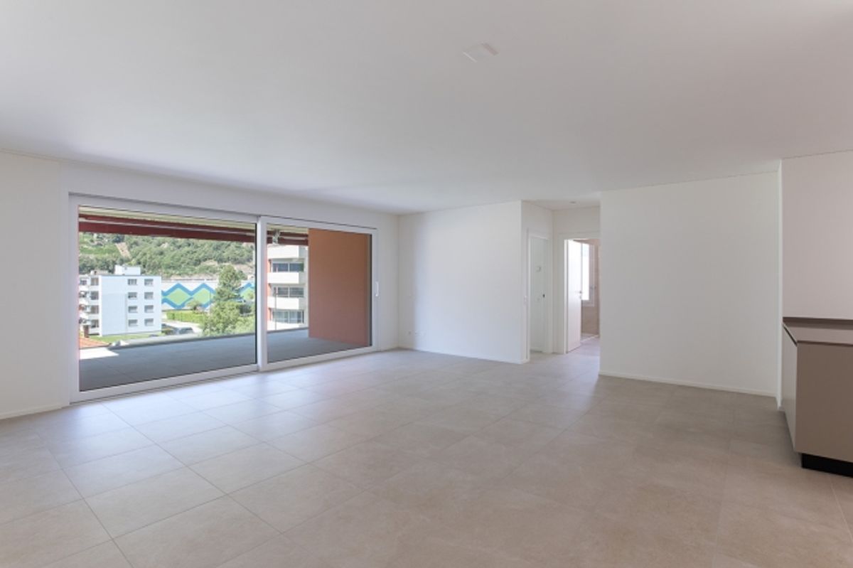 Moderno 5,5 locali con giardino - 2