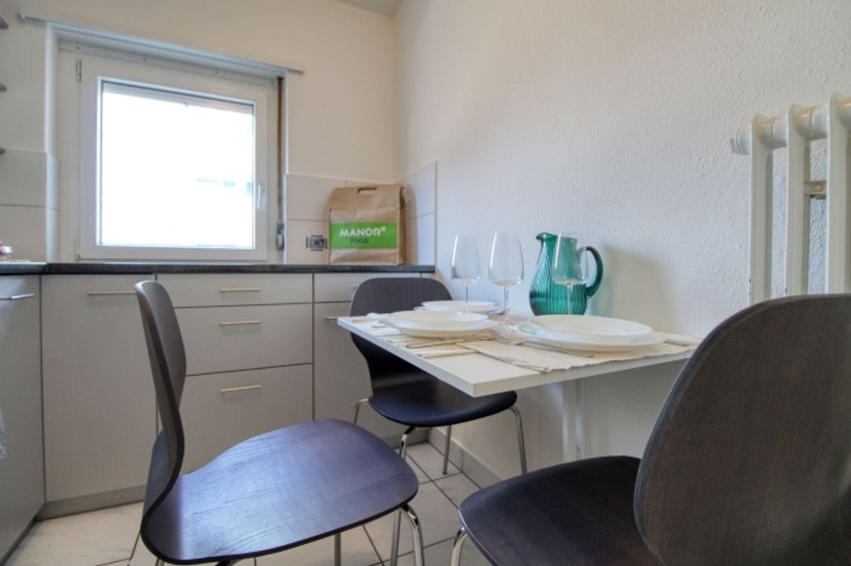 Furnished room in modernised apartment in a top location - 12