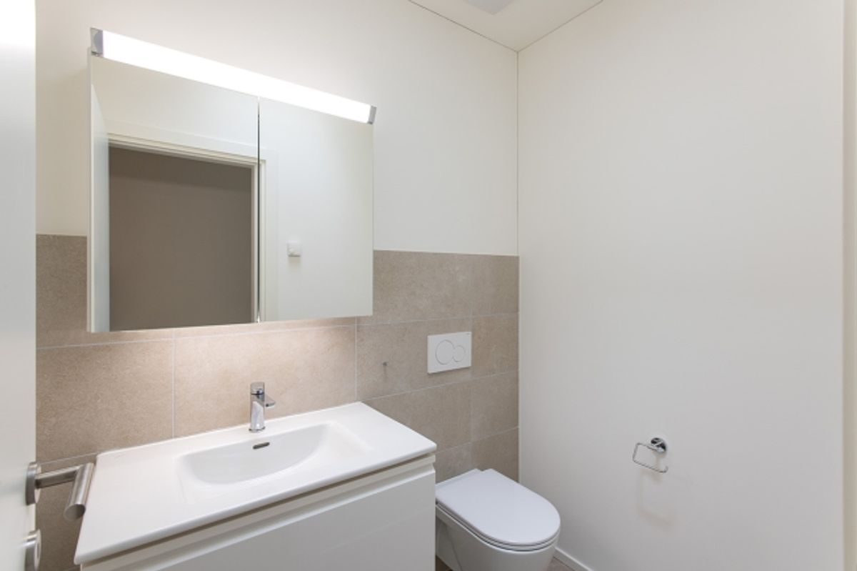 Moderno 5,5 locali con giardino - 5