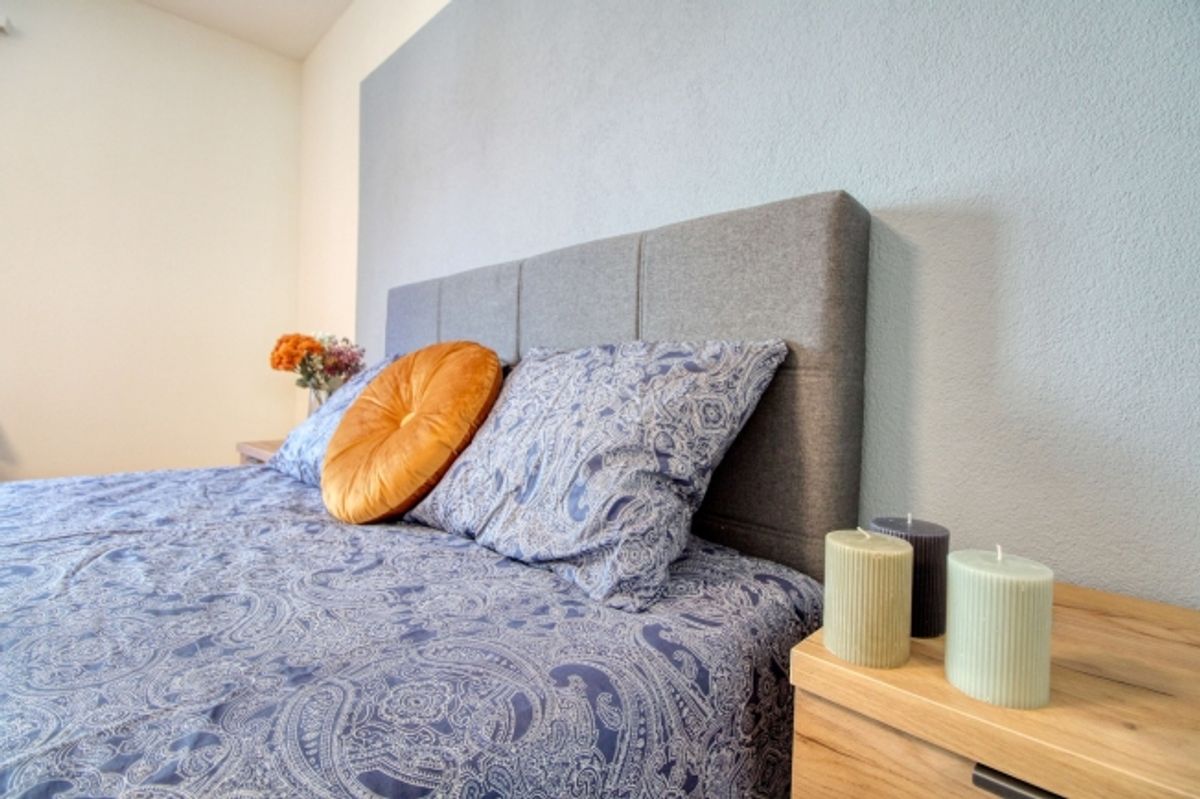 Furnished room in modernised apartment in a top location - 5