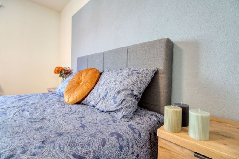Furnished room in modernised apartment in a top location - 6