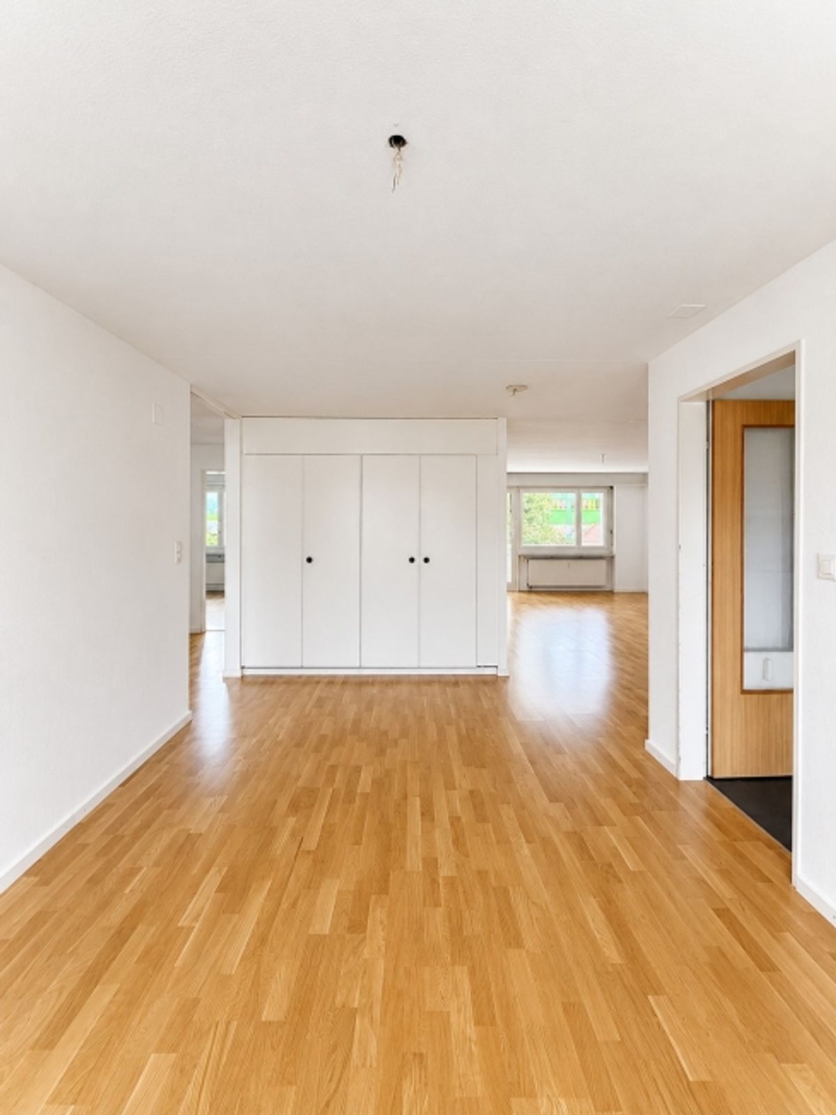 Helle 3-Zimmer-Wohnung in Zürich  befristet bis (31.08.2027) - 0