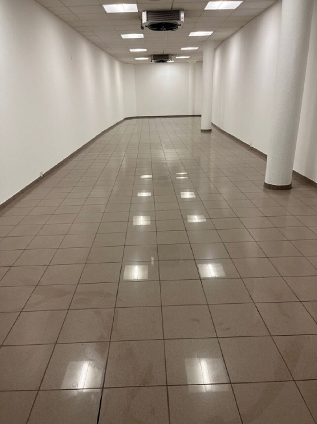 UNBEHEIZTER BODENSTOCKRAUM MIT CA. 78 M² FLÄCHE - 0