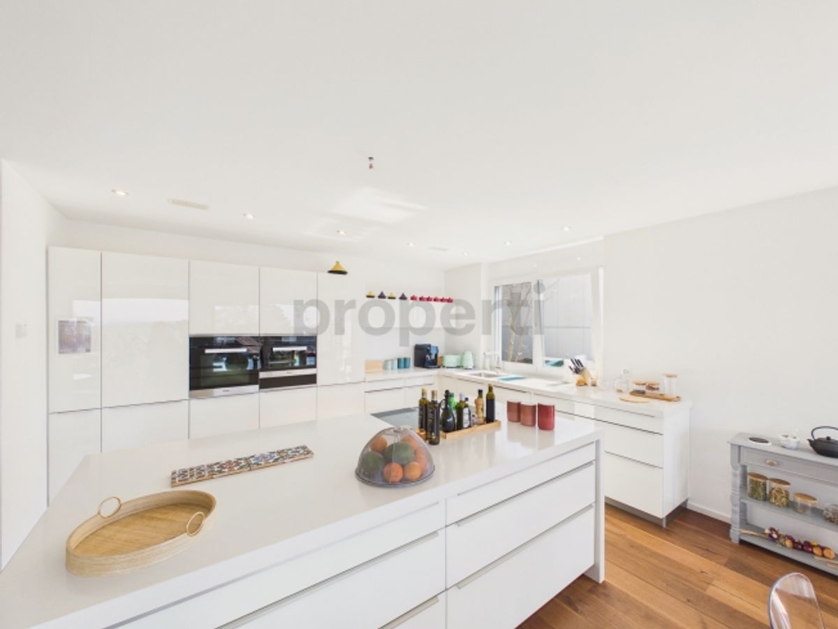 Luxuriöse 5.5-Zimmer Wohnung in Bellikon mit eigenem Liftzugang - 5