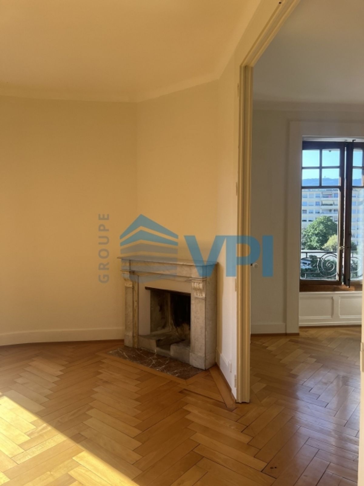 Wunderschöne 5-Zimmer-Wohnung im Herzen von Eaux-Vives - 3