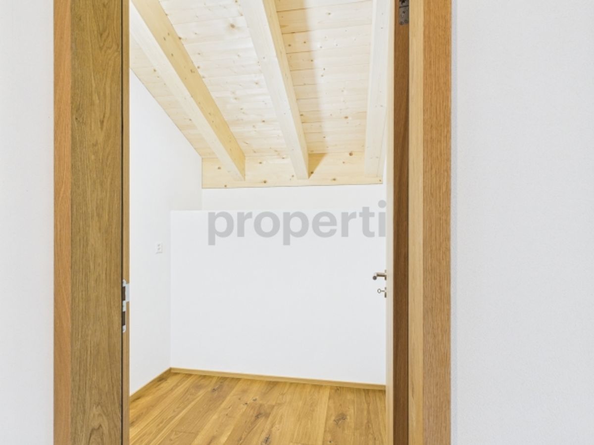 Schöne 5.5-Zimmer Maisonette-Neubauwohnung mit Berg- und Seeblick in Brigels - 6