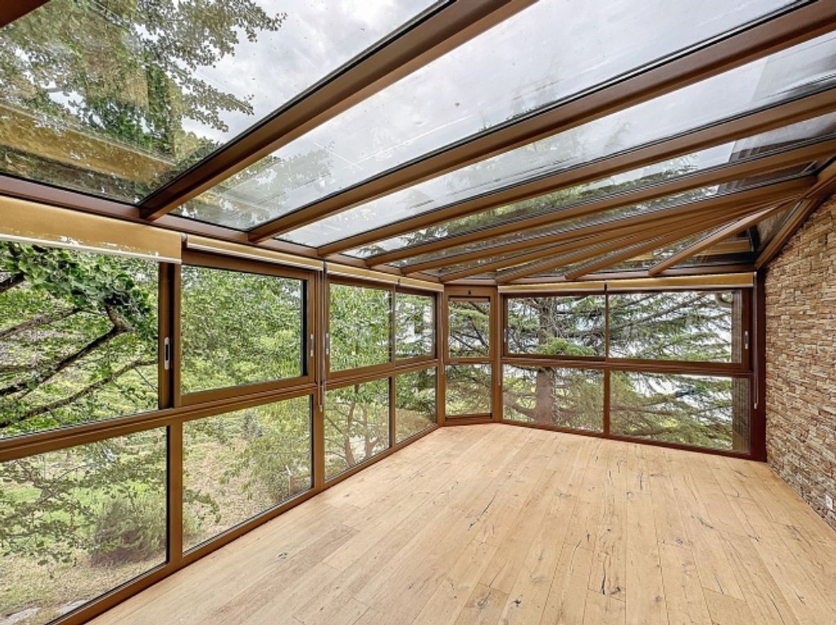 Einzigartige Lage – Wunderschöne renovierte Villa mit Garten und Seeblick - 7