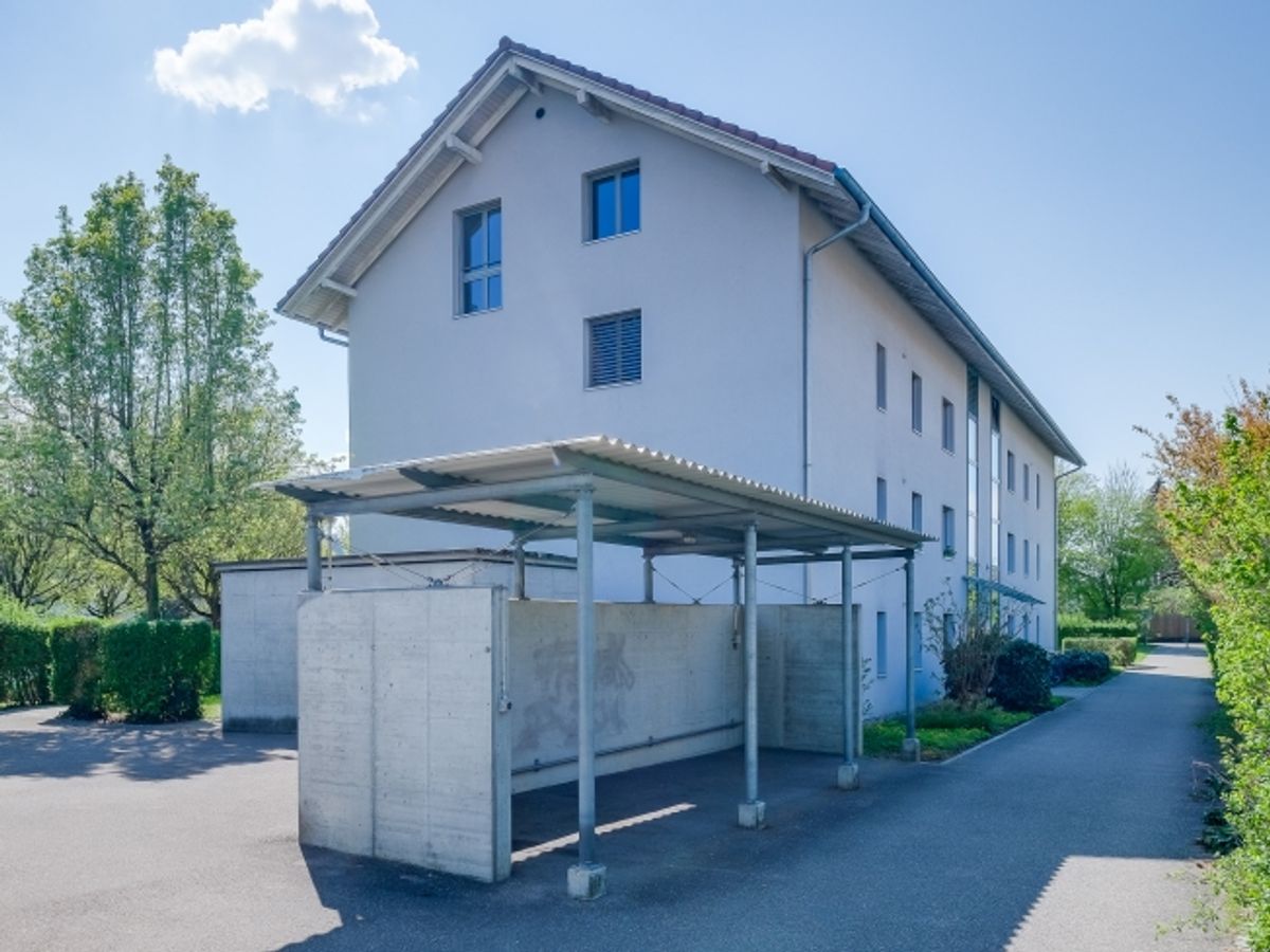 Erste eigene Wohnung - 0