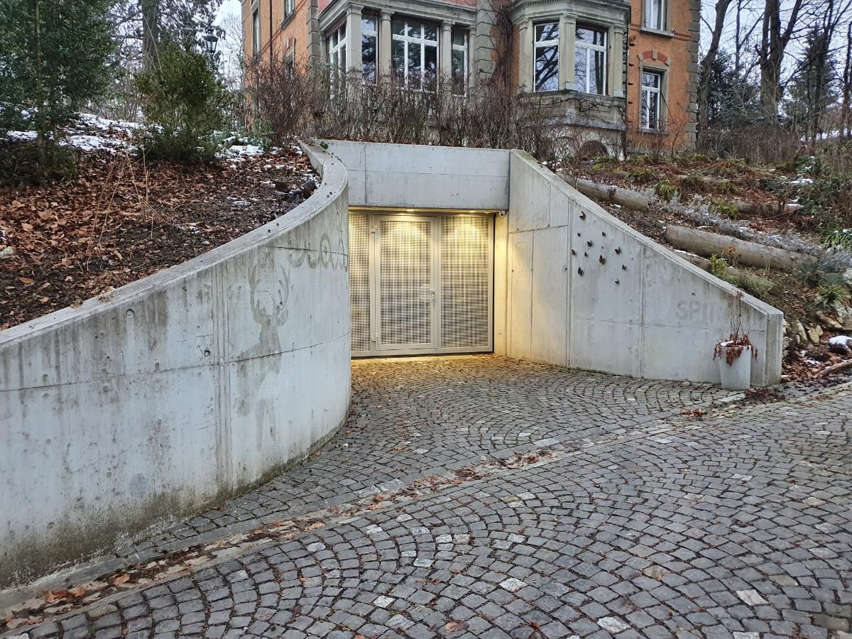 Tiefgarage - 1