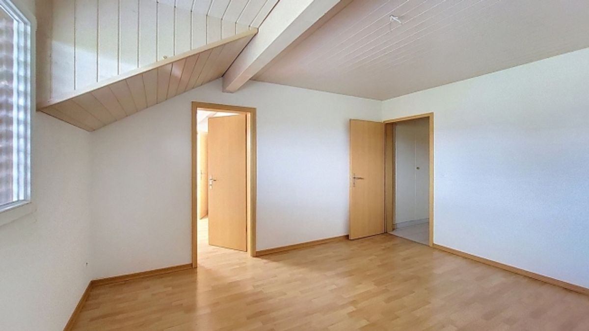 3,5-Zimmer-Wohnung mit 119 m² Wohnfläche und Balkon in Chabrey / VD - 9