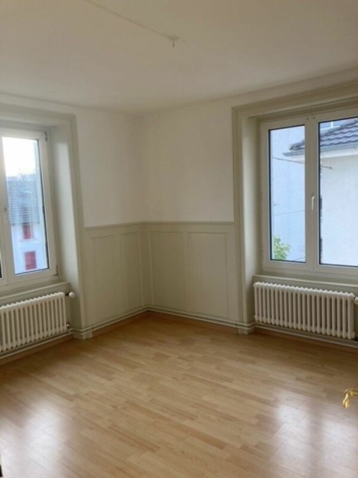 Preiswerte 4.5-Zimmerwohnung im 2.OG - 5