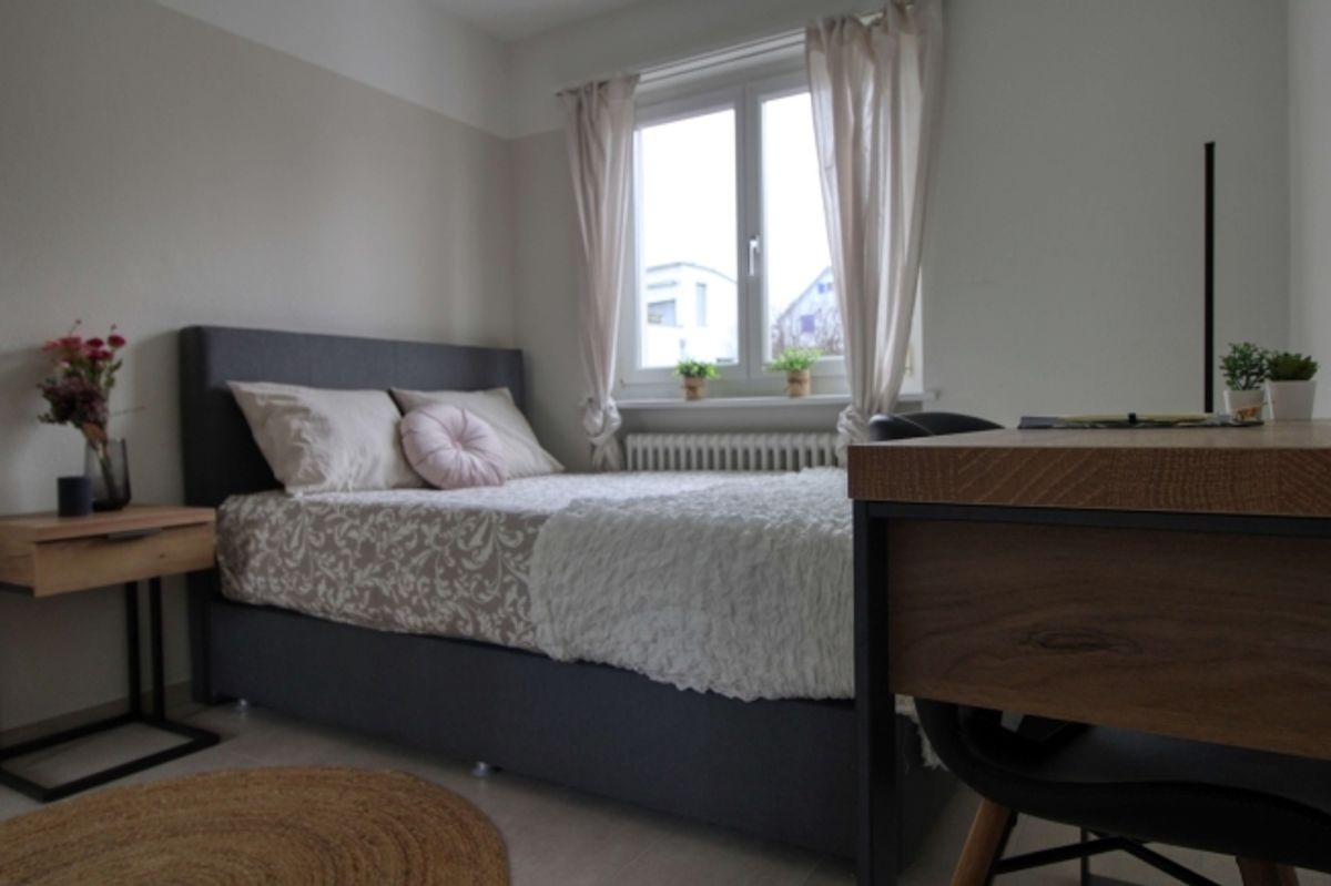 Furnished room in modernised apartment in a top location - 6