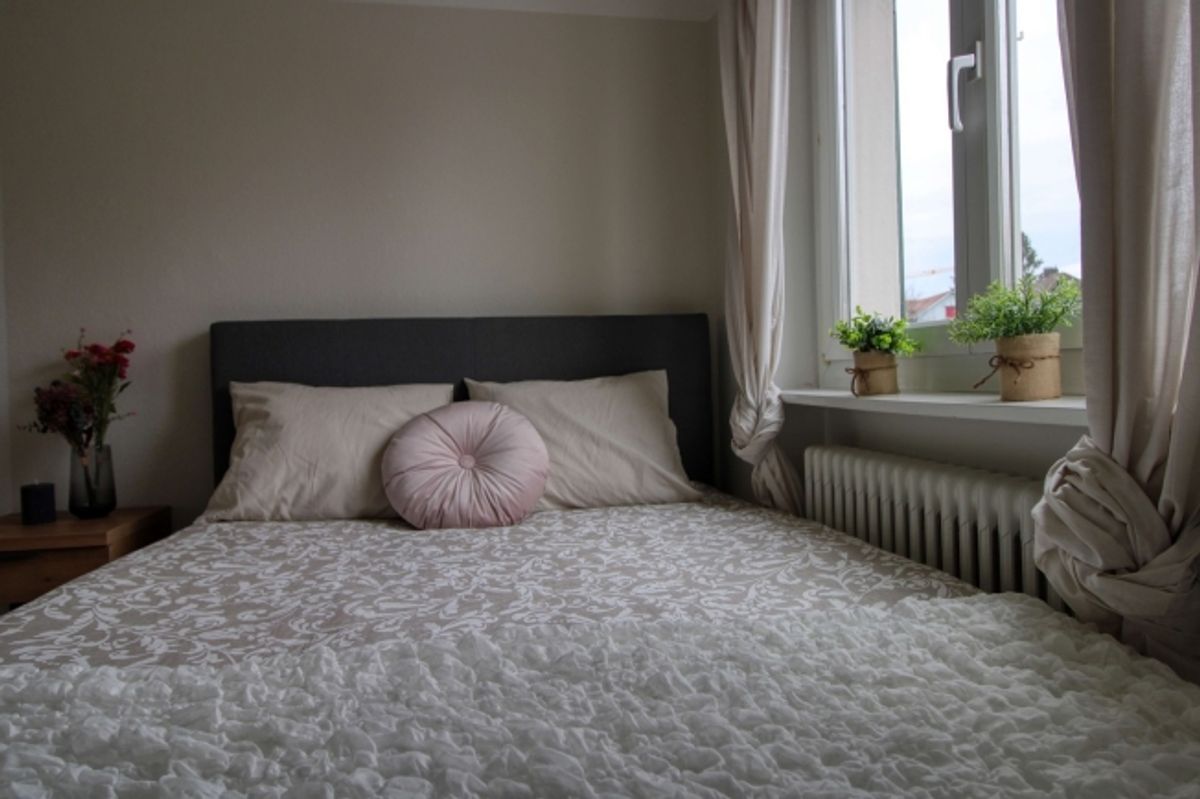 Furnished room in modernised apartment in a top location - 8