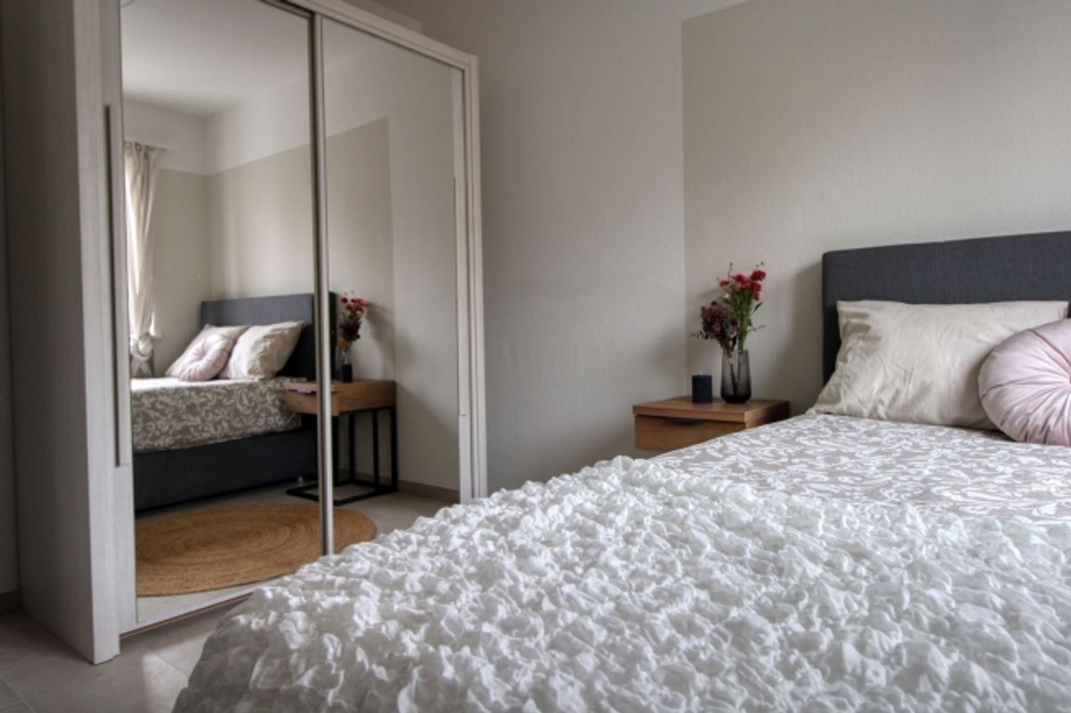 Furnished room in modernised apartment in a top location - 10