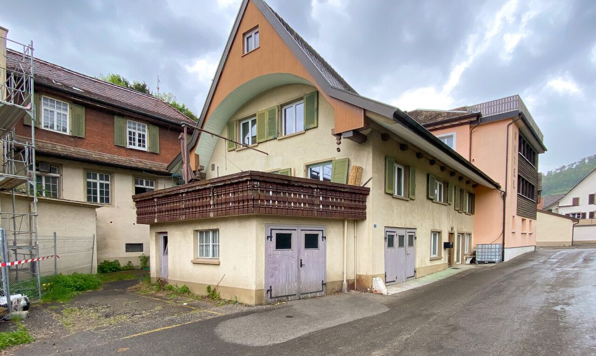 Renditemöglichkeit - Schnäppchen in Langenbruck mit grossem Potenzial - 1