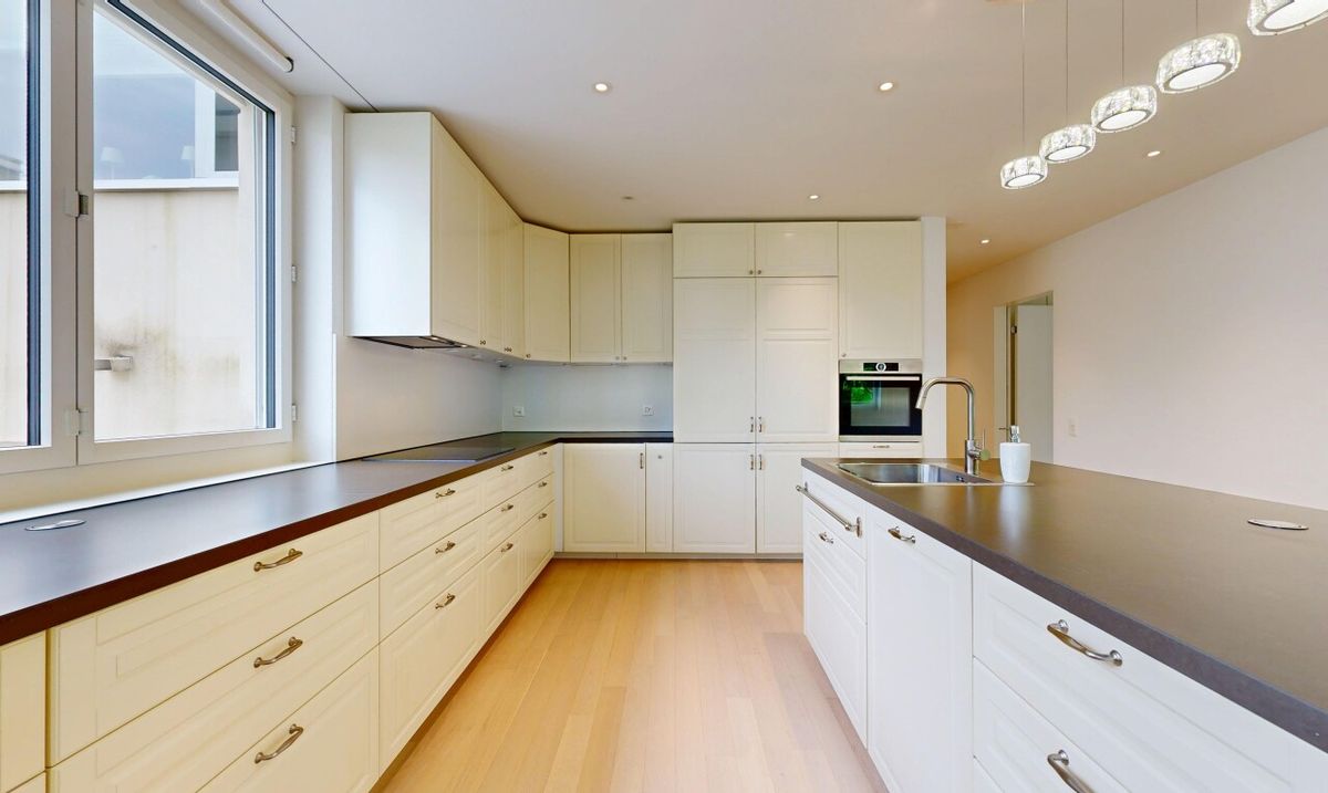 Zentral wohnen mit Stil: 4.5-Zimmer-Wohnung mit zwei Terrassen - 0