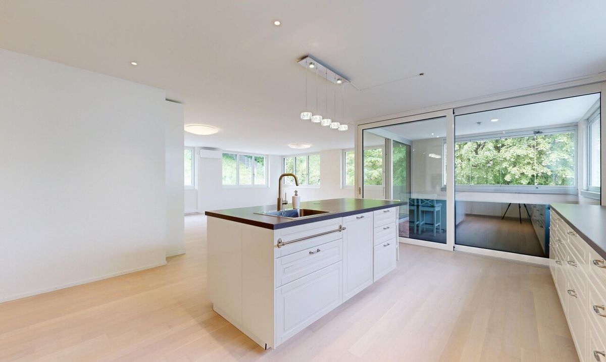 Zentral wohnen mit Stil: 4.5-Zimmer-Wohnung mit zwei Terrassen - 2