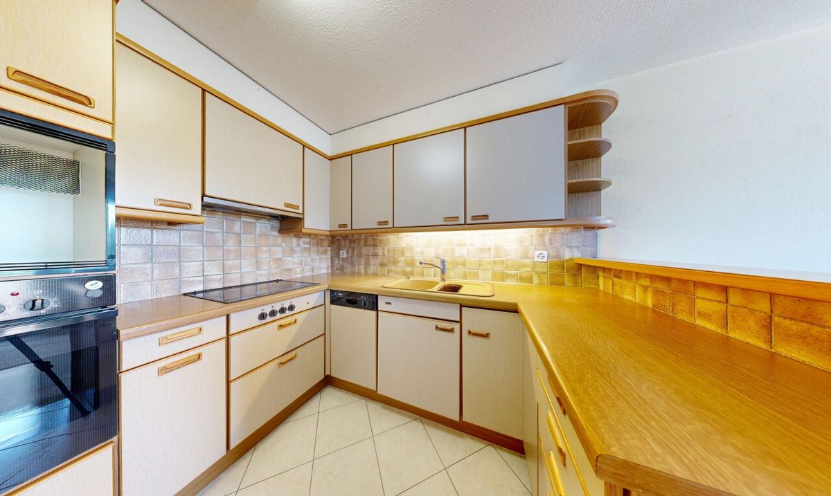 3.5-Zimmer-Wohnung in Dietikon mit Fernsicht und Potenzial - 3
