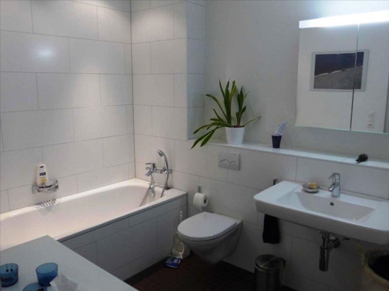 moderne 2.5-Zimmer-Wohnung im 6.OG - 4