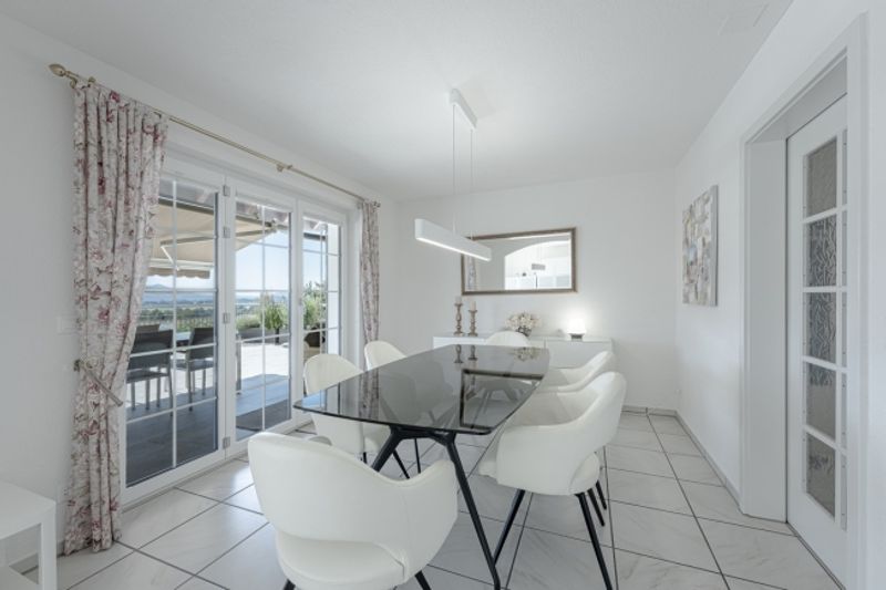 5.5-Zimmer-Einfamilienhaus mit 2.5-Zimmer-Einliegerwohnung - 7
