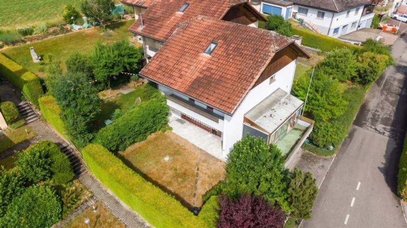 Familienfreundliches Reiheneckhaus mit zwei Gartenbereichen und schöner Weitsicht - 3