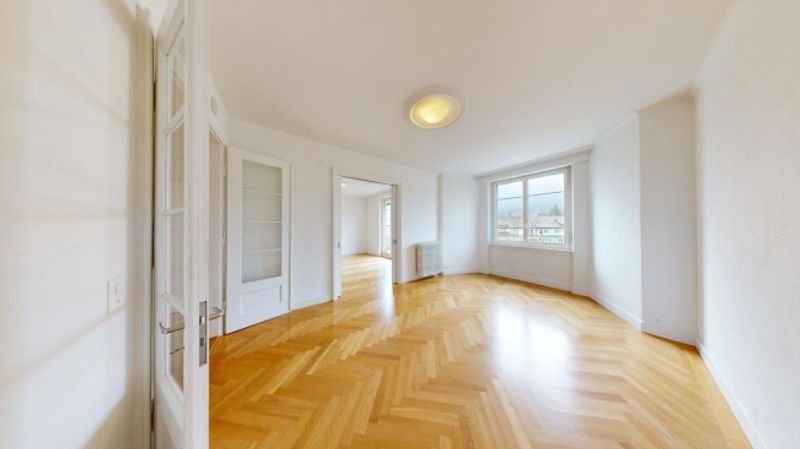 Sanierte Altbauwohnung im beliebten Enge-Quartier! - 3