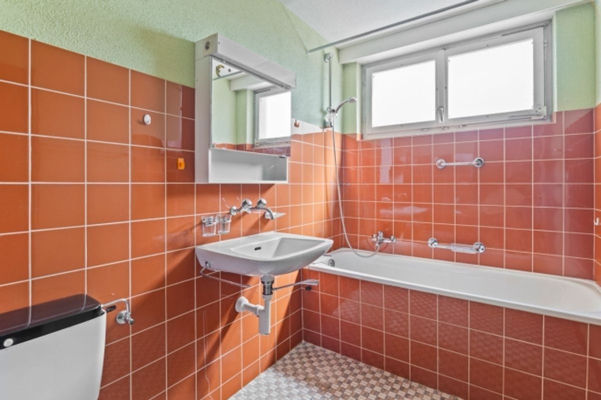 Familienfreundliches Reiheneckhaus mit zwei Gartenbereichen und schöner Weitsicht - 12