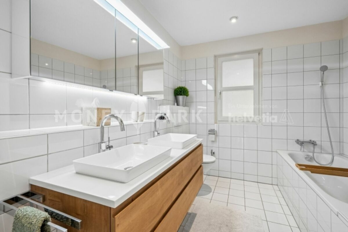 Attraktives 5.5-Zimmer-Reihenmittelhaus an familienfreundlicher Lage - 10