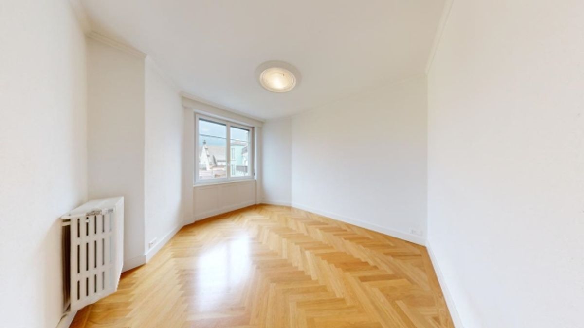 Sanierte Altbauwohnung im beliebten Enge-Quartier! - 3
