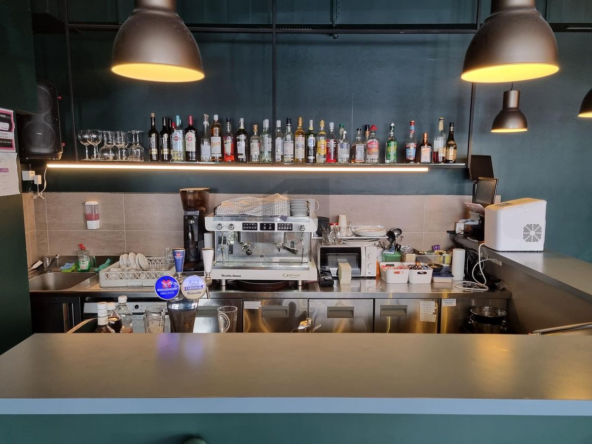 CAFE BAR DANS QUARTIER ST-ROCH ! - 1