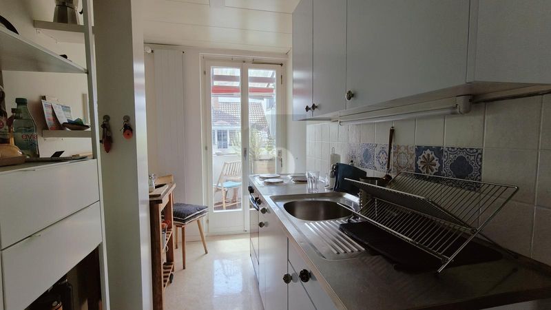 ALTBAU-CHARME MIT ÜBERDACHTEM BALKON - 5