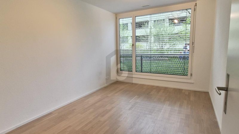 GROSSZÜGIGER GRUNDRISS IN DER STADT - 3