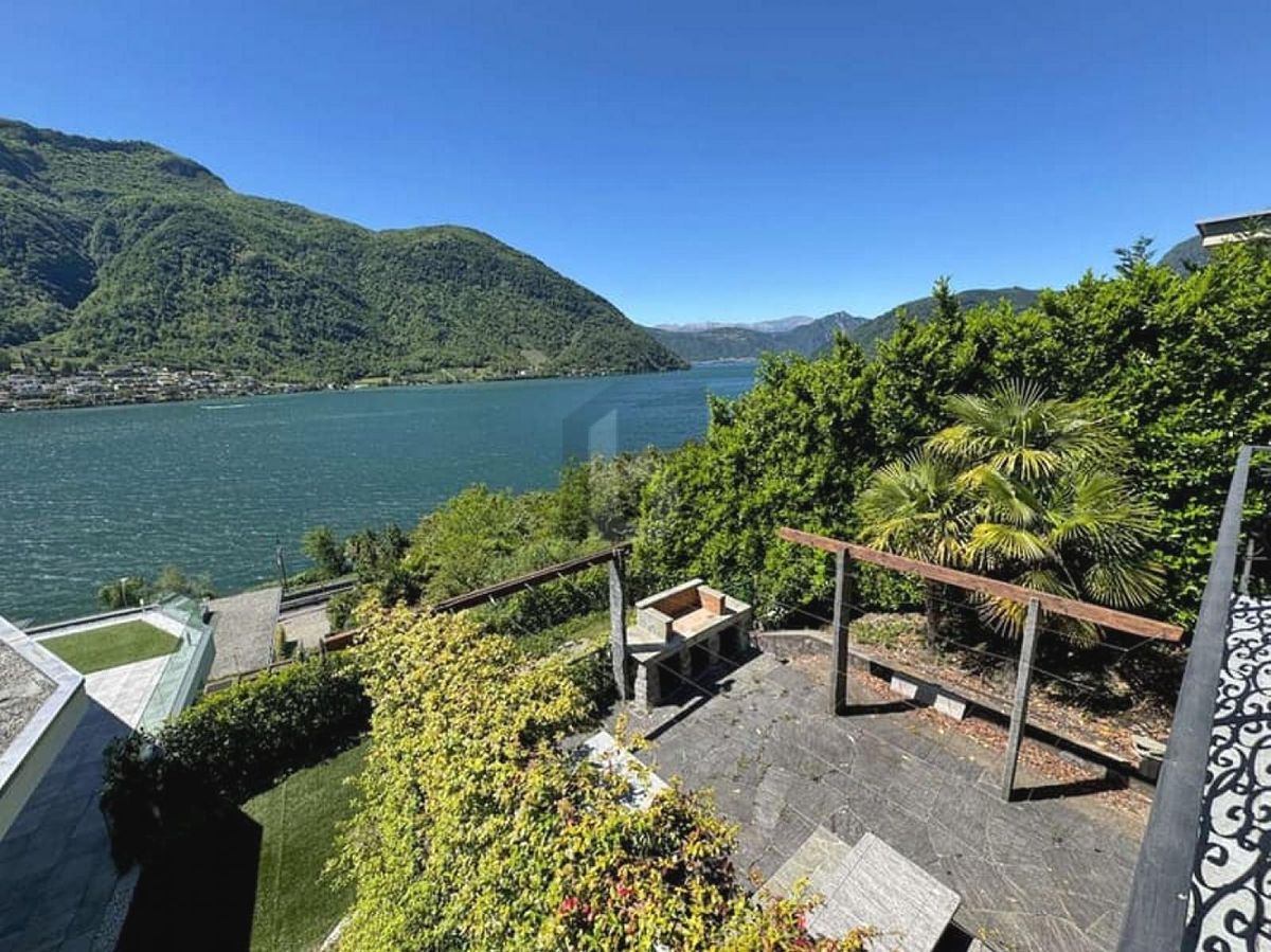 SPAZIOSA ED ELEGANTE CON PISCINA E VISTA LAGO - 3