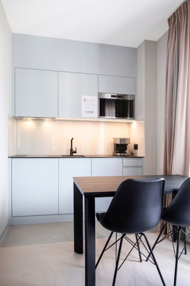 1 Schlafzimmer Junior, Küchenzeile – wöchentliche Reinigung inklusive - 3