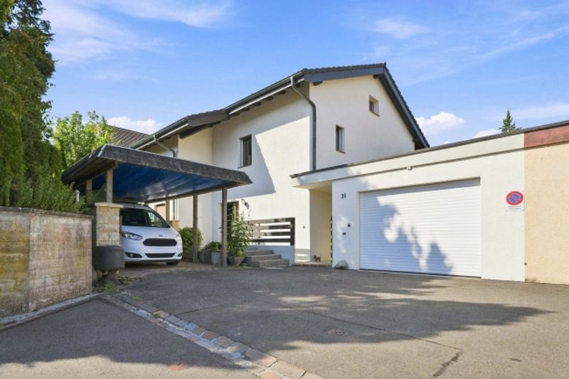 Familienhaus mit traumhaftem Garten - 10