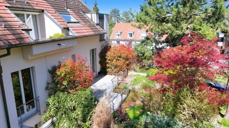 Exklusive Gartenwohnung mit Cheminée & 2 Terrassen  - Bruderholz - 12