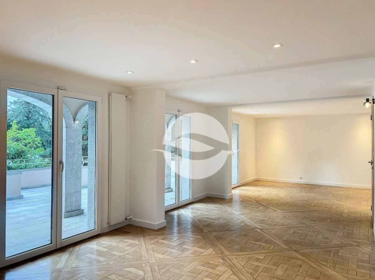 Wunderschönes freistehendes Haus, komplett renoviert! - 3