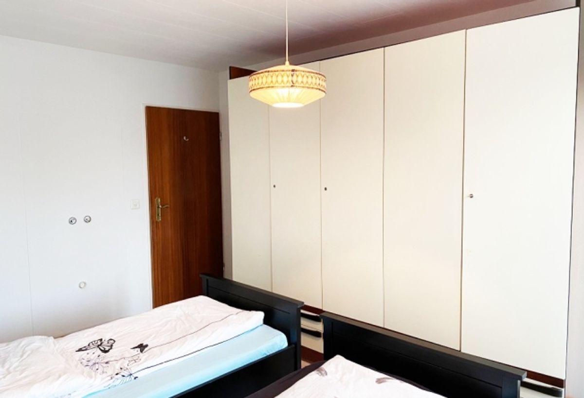 Möblierte 3,5-Zimmer-Wohnung mit Balkon und wunderschöner Aussicht in Wallisellen - 4