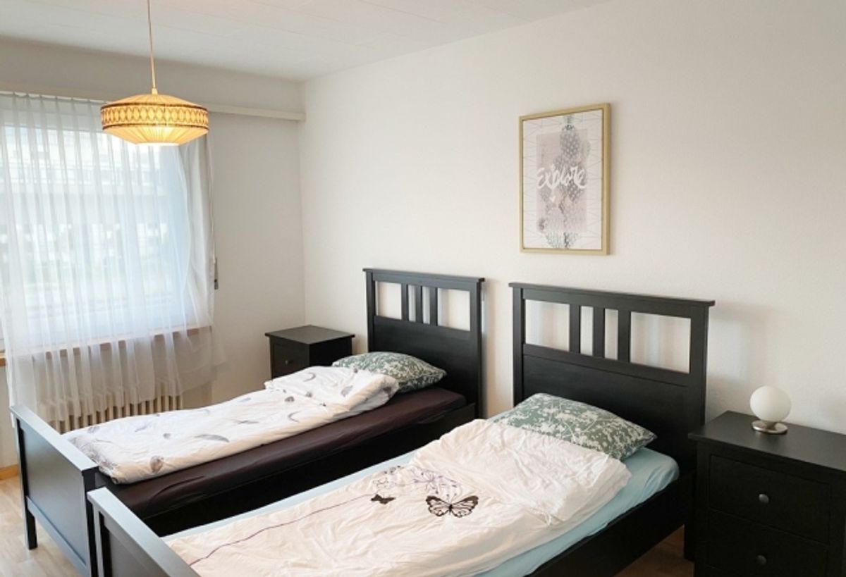 Möblierte 3,5-Zimmer-Wohnung mit Balkon und wunderschöner Aussicht in Wallisellen - 5