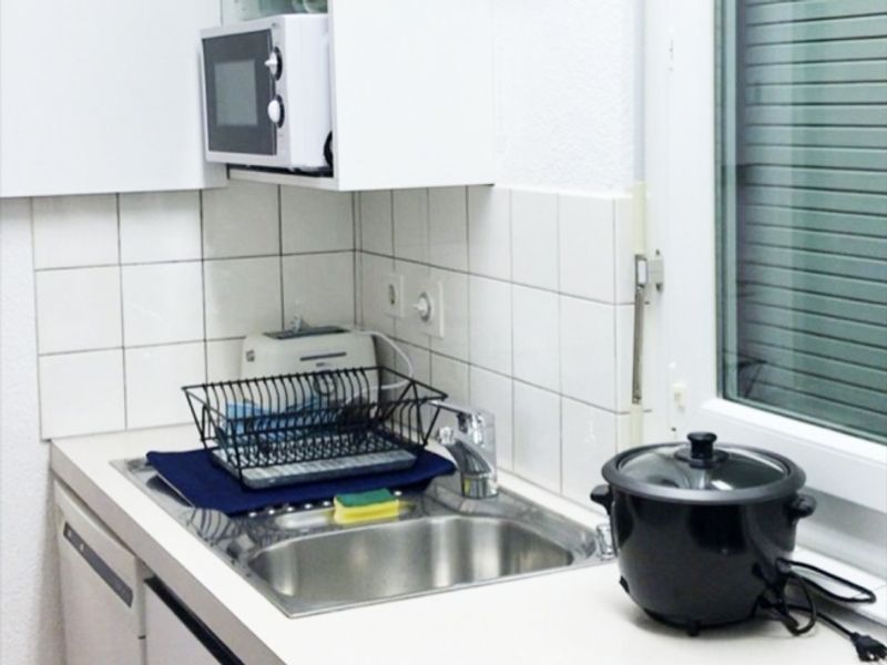Möblierte 3,5-Zimmer-Wohnung mit Balkon und wunderschöner Aussicht in Wallisellen - 11